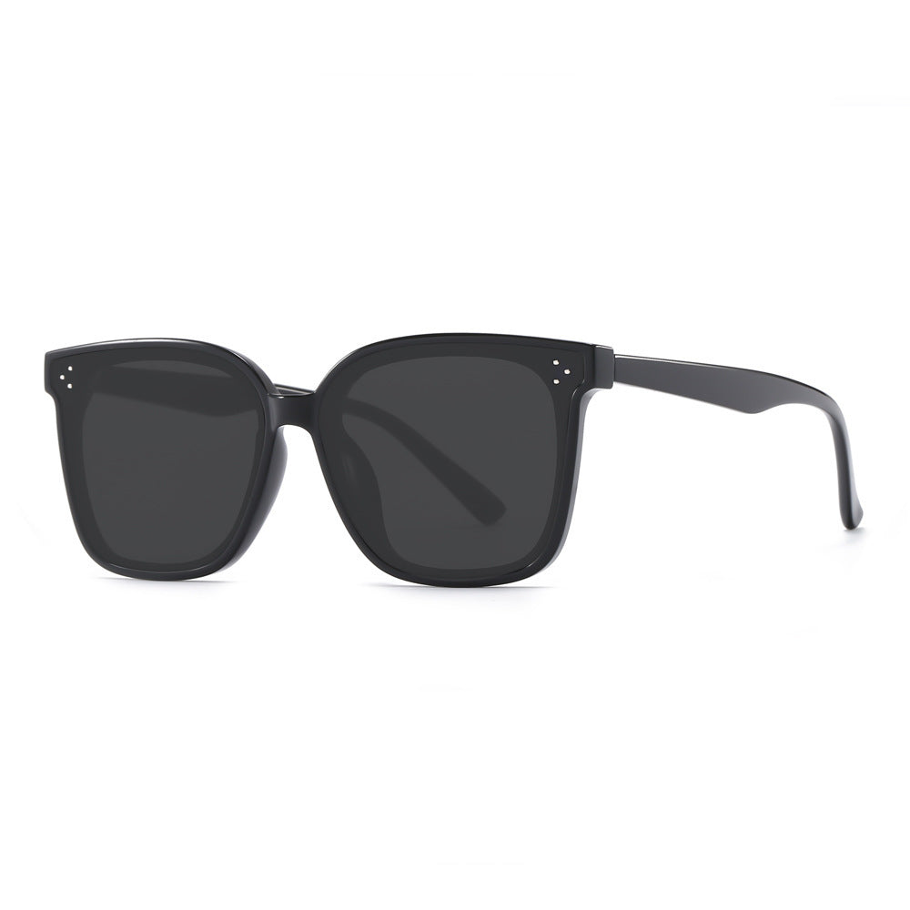 Women's stylish square sunglasses with sturdy frame and UV protection Stornfield