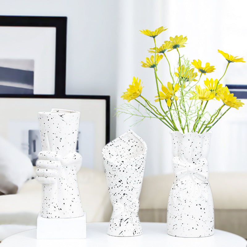 Decorative Bow Vase Stornfeild