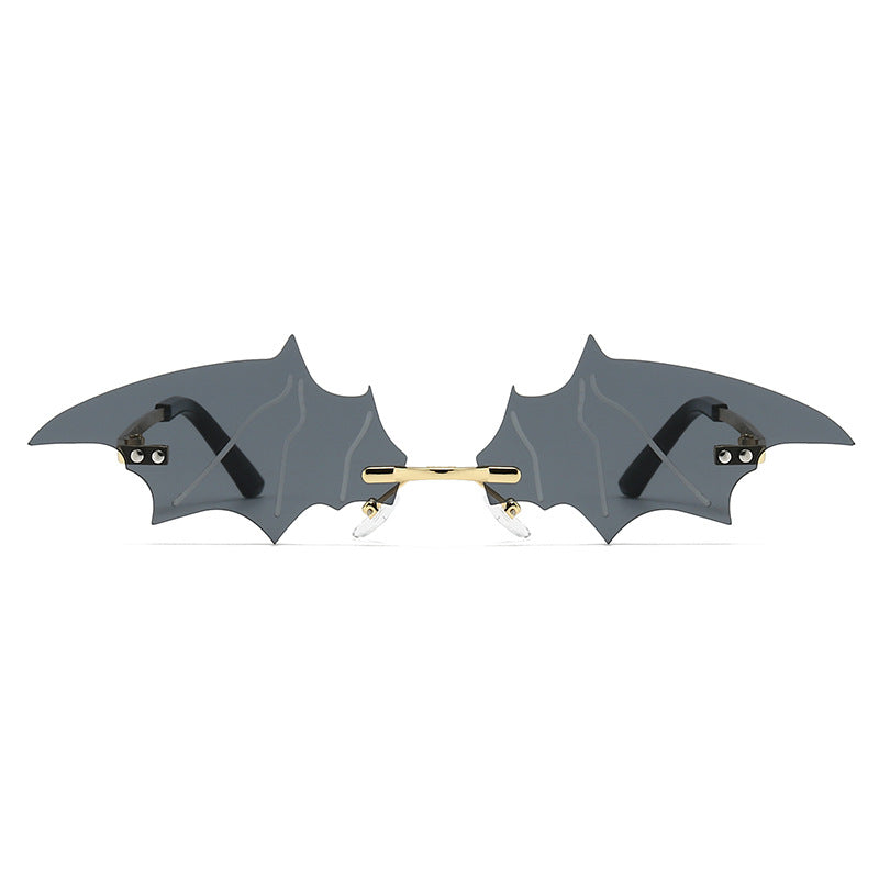 Women's creative and eye-catching sunglasses with bat design Stornfield