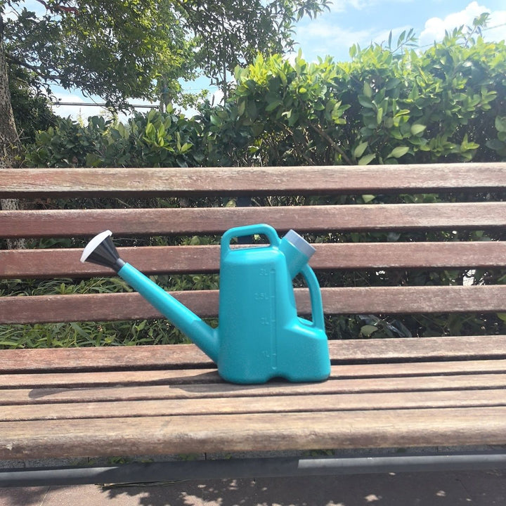 Ergonomic Plastic Watering Can Stornfeild