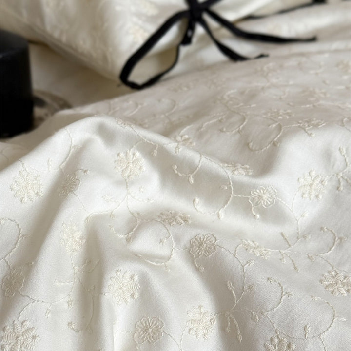 Embroidered Cotton-Sateen Duvet Cover Set with Contrast Tie Bows and Eyelet Floral Texture