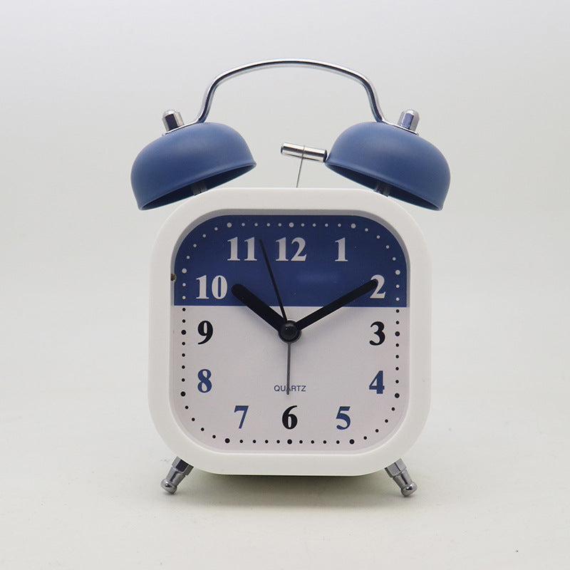 Quarz Alarm Clock in Modern Retro Style Stornfield