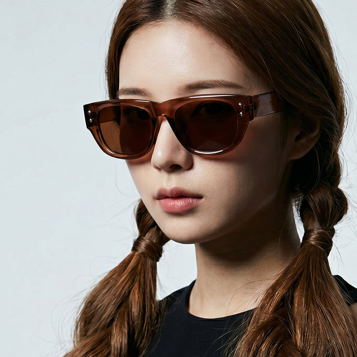 Women's fashionable sunglasses in trendy rectangle design Stornfield