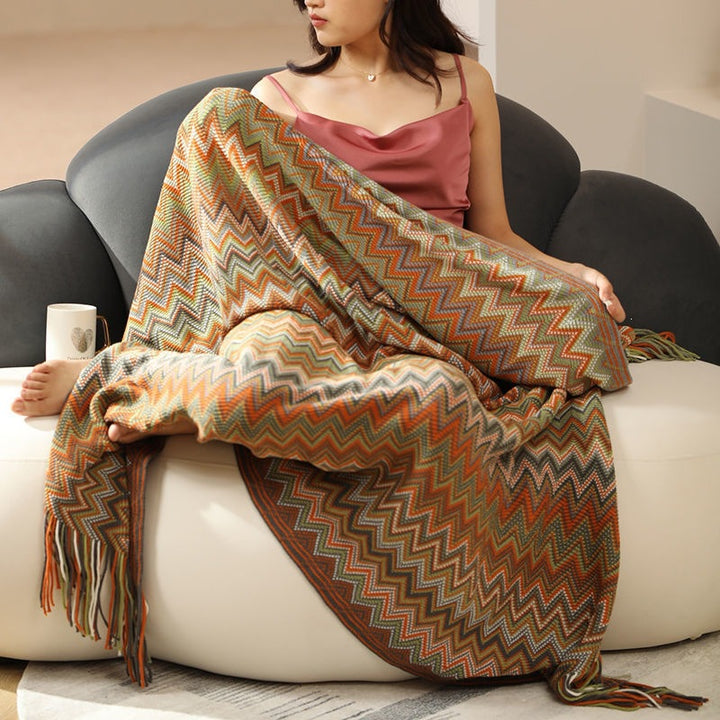 Stylish Zigzag Pattern Throw Blanket
