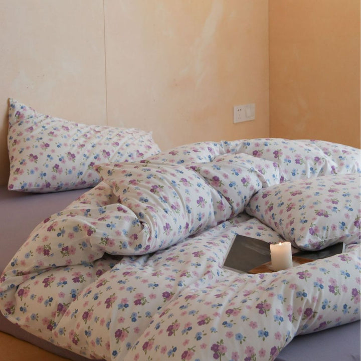 Decorative Floral Print Bedding Set Stornfield