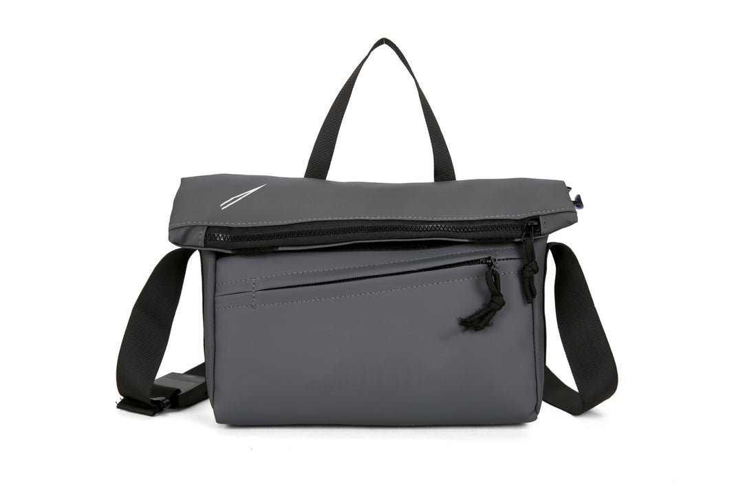 Multifunctional shoulder bag with multiple practical compartments Stornfield