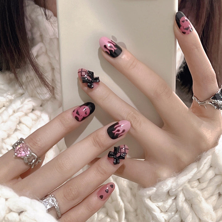 Artful Nail Art with Trendy Designs Stornfield