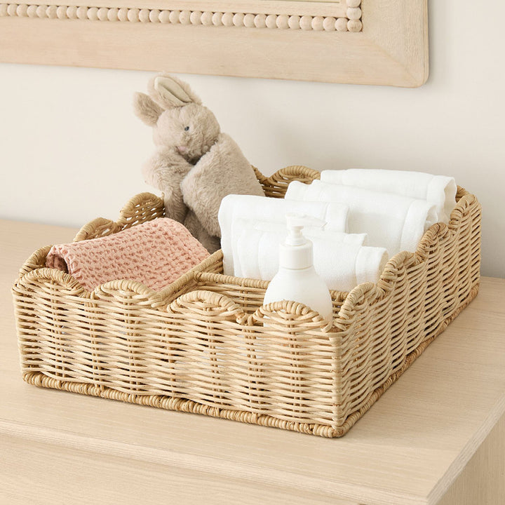 Stylish organizer basket with wavy edge Stornfield