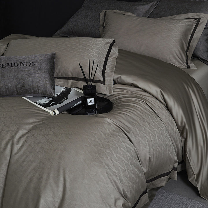 Luxurious satin cotton bedding set with fine piping