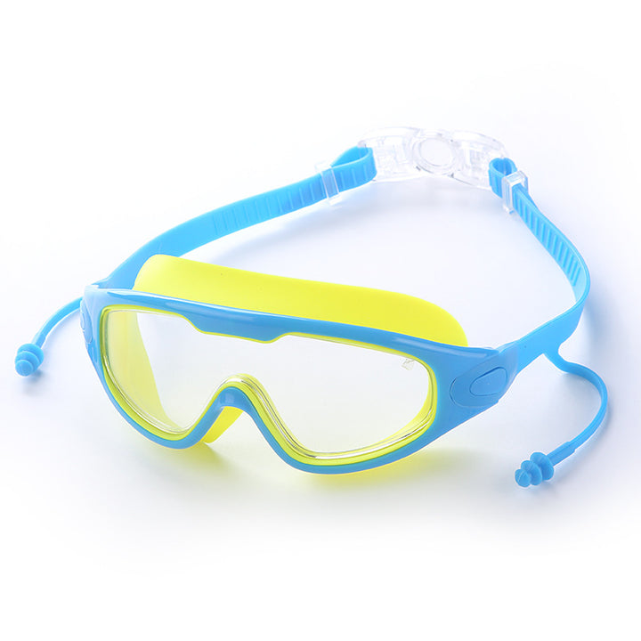 Swim mask with large field of vision and comfortable silicone padding Stornfield