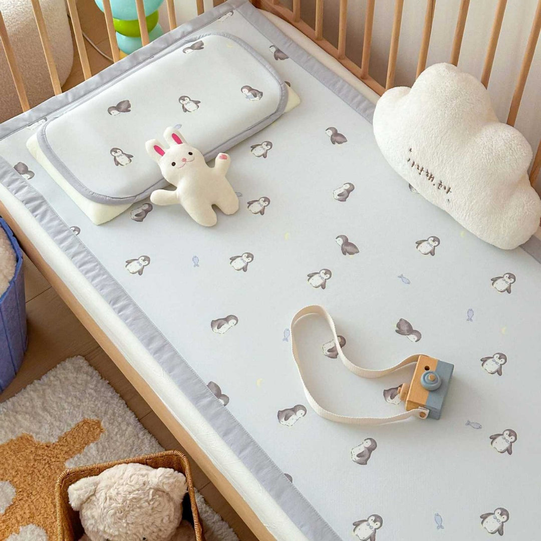Waterproof Baby Mattress Cover with Cute Dog Prints and Breathable Cover