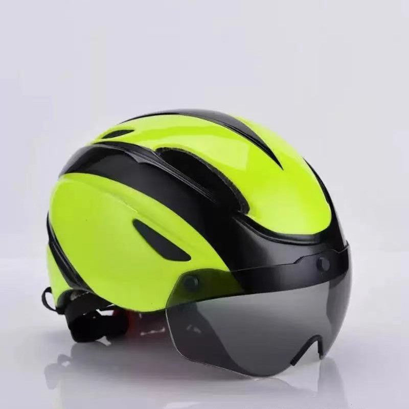 Protective Cycling Helmet with Visor Stornfield