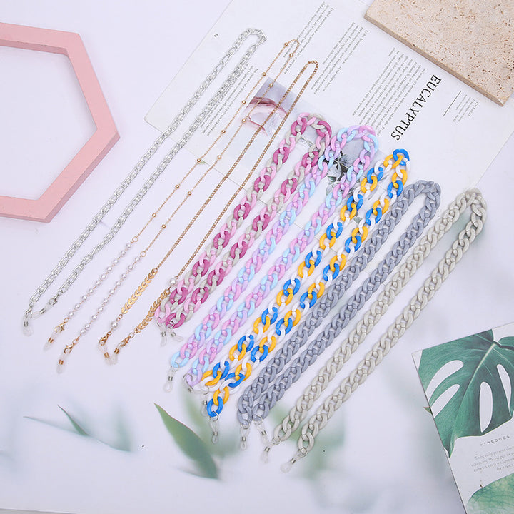 Stylish Eyewear Chain Stornfield