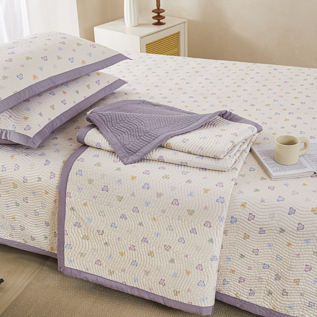 Quilted Floral Cotton Bedspread Set with Reversible Throw and Pillow Shams