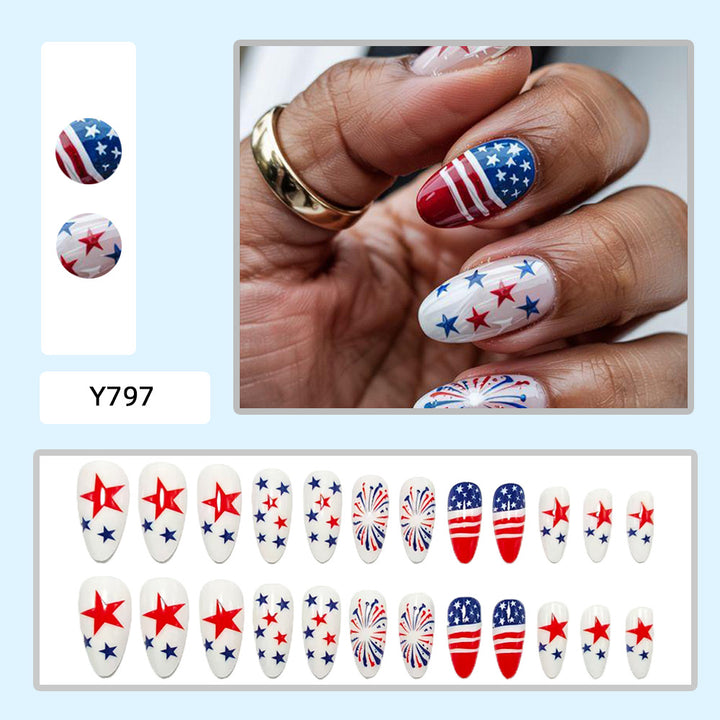 Art nails with patriotic designs Stornfield