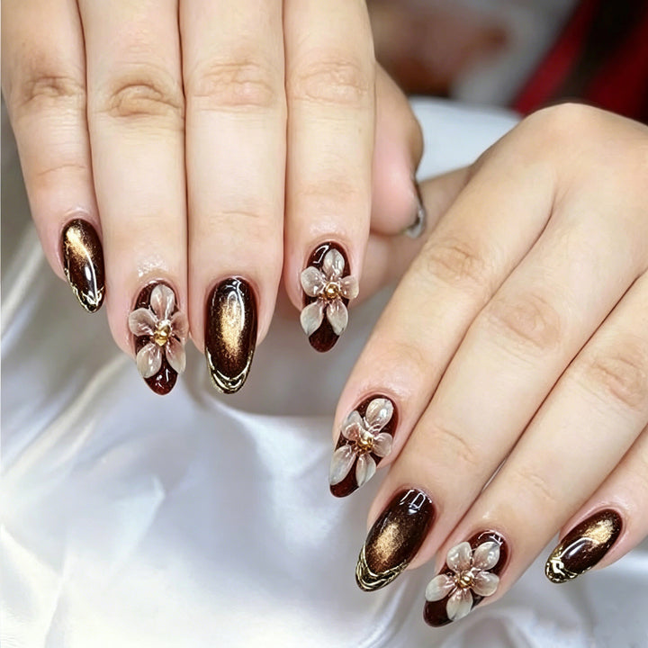 Floral Design Press-On Nail Art Set with Elegant Accents Stornfield