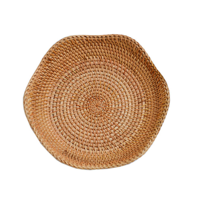 Women handmade natural serving plates set Stornfield
