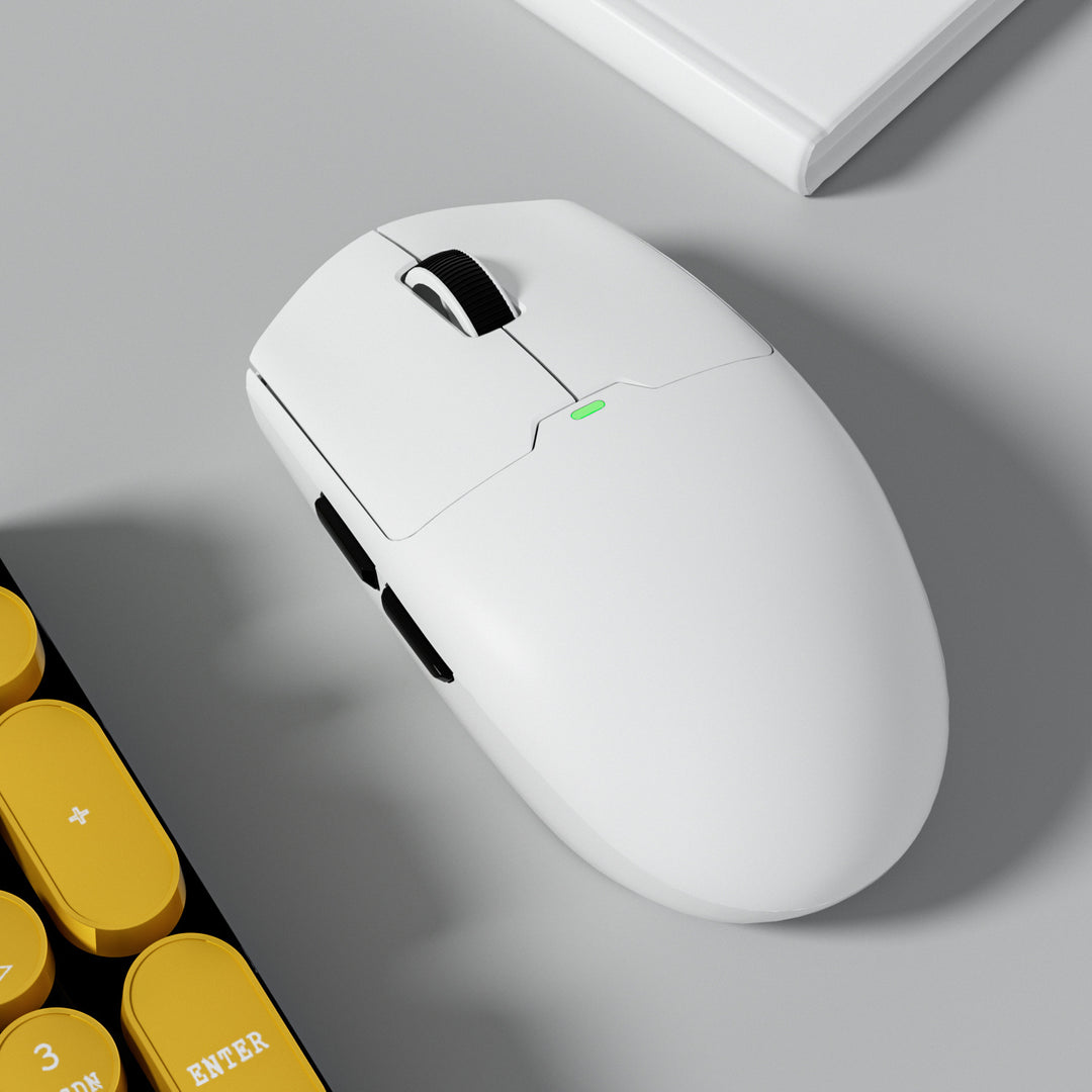 High-Performance Gaming Mouse with Adjustable Dpi Sensor Stornfield