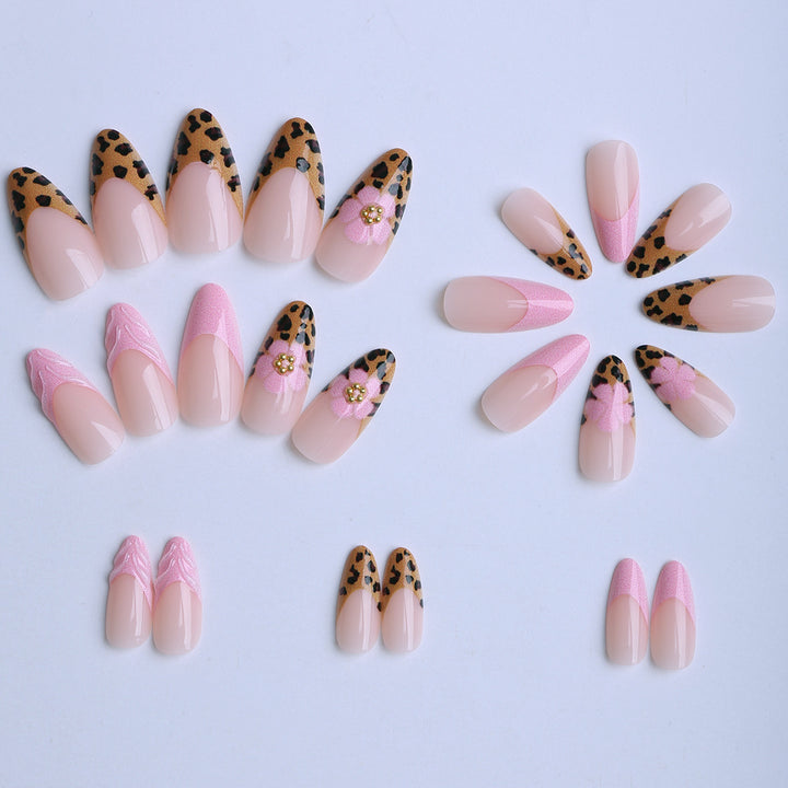 Artificial nails with luxurious leopard design and elegant accents Stornfield
