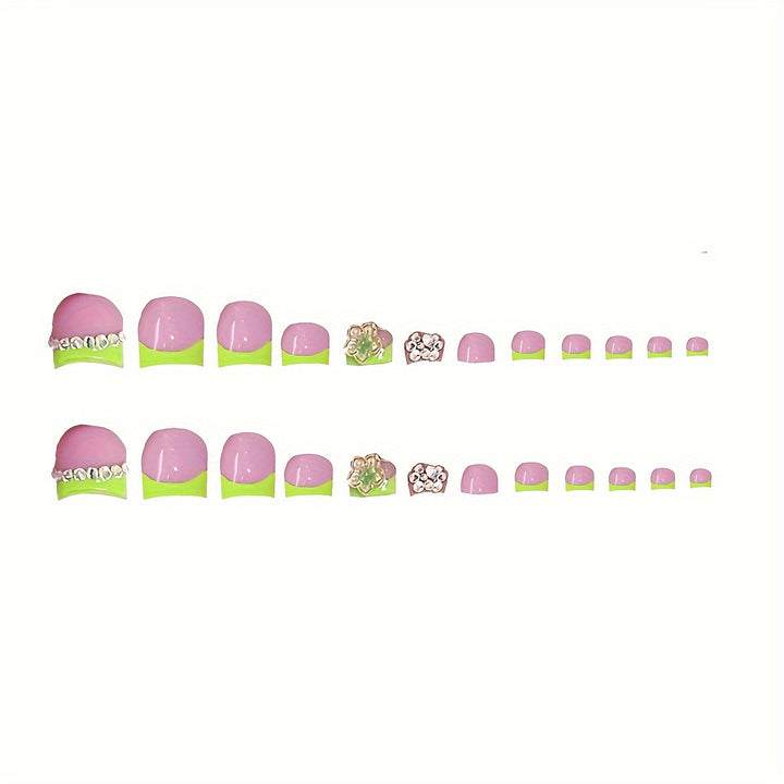 Decorative Nail Art Set with Floral and Rhinestone Accents Stornfield