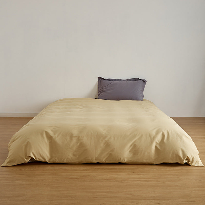 Duvet cover set made of cotton percale with extra soft finish and hotel closure