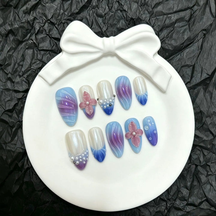Decorative Press-On Nail Set with Floral and Gradient Designs