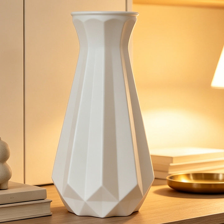 Elegant Geometric Decorative Vase Stornfeild