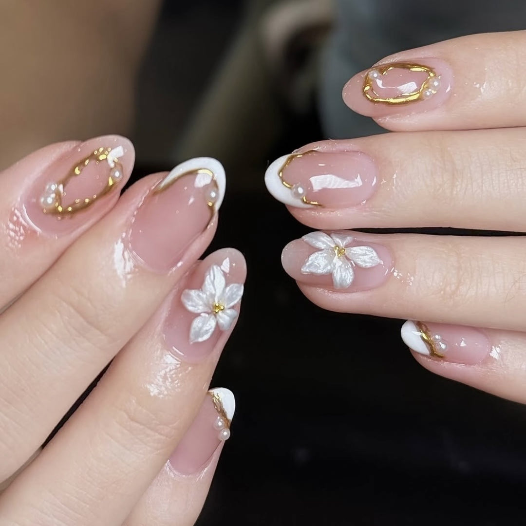 Artistic Decorative Press-On Nails