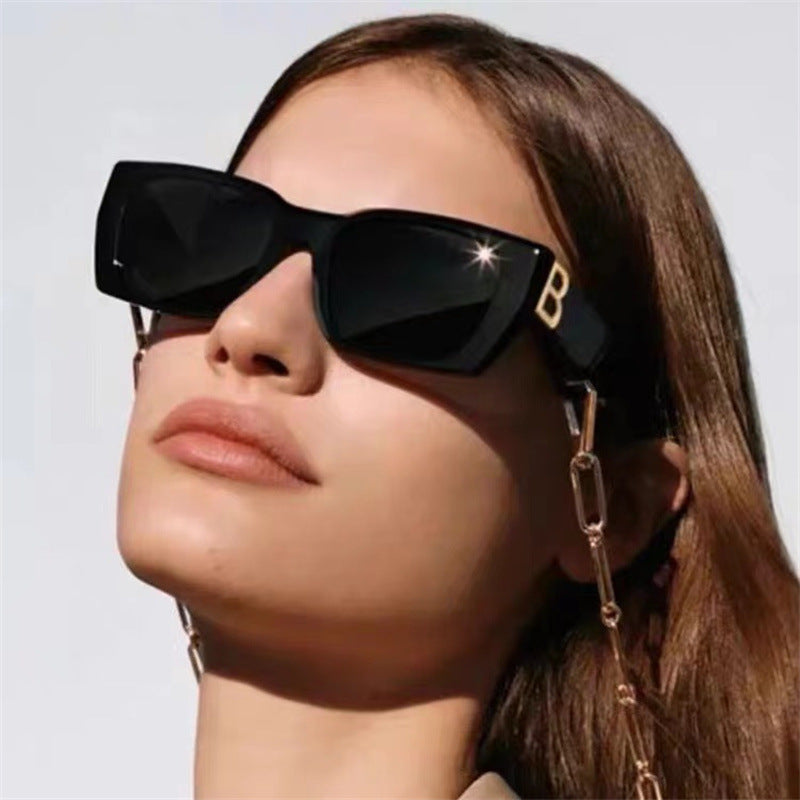Women's trendy sunglasses with striking design Stornfield