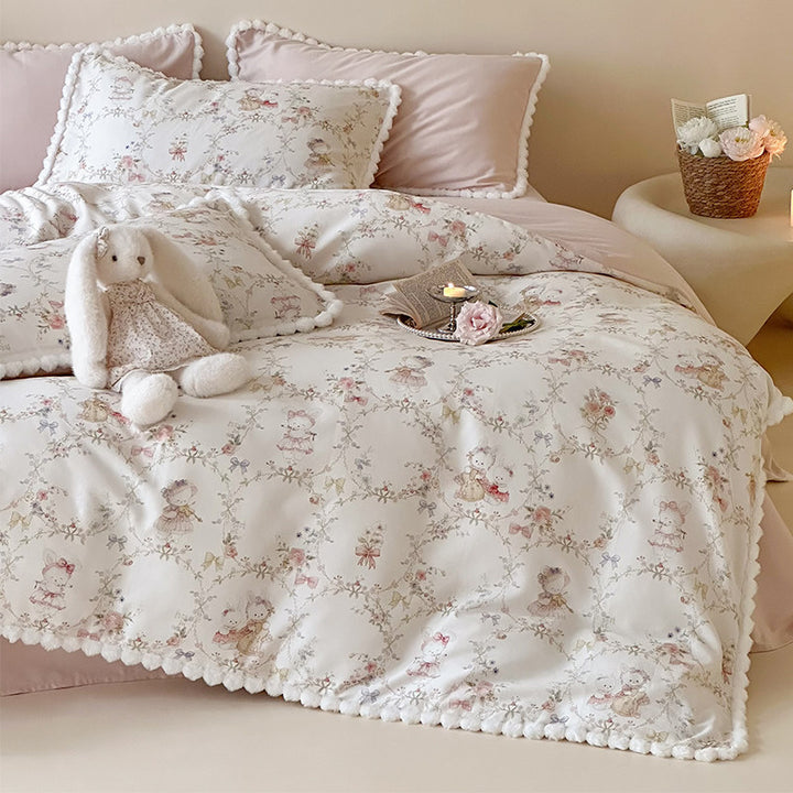 Plush Cotton Duvet Cover Set with Pom-Pom Edge and Whimsical Nursery Print
