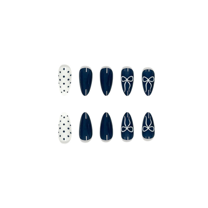 Nautical-Inspired Gel Nail Art Stornfield
