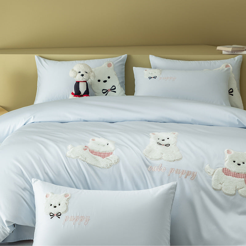Children's duvet cover set made of cotton satin with embroidered plush puppy appliqués