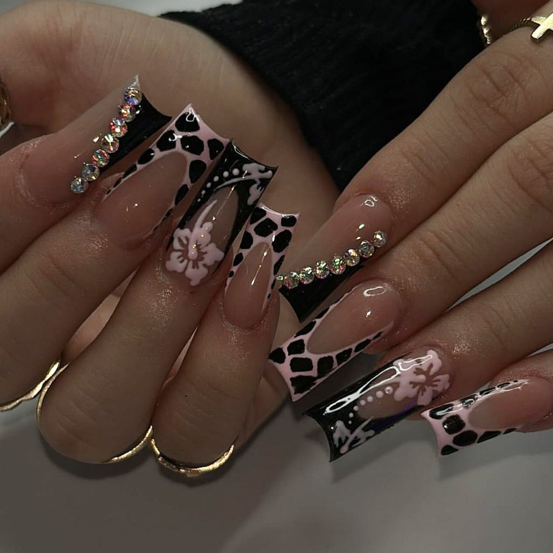 Artistic Long Acrylic Nail Set Stornfield