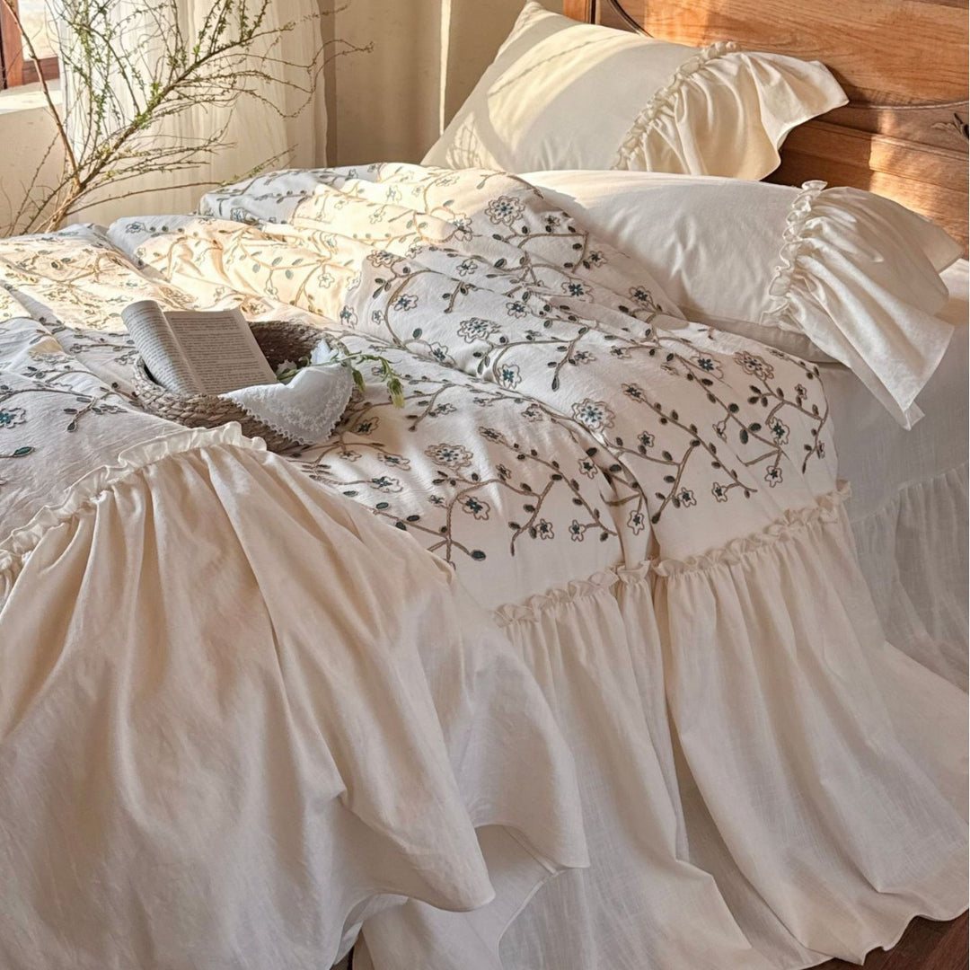Ruffled Skirted Duvet Cover Set with Botanical Outline Embroidery