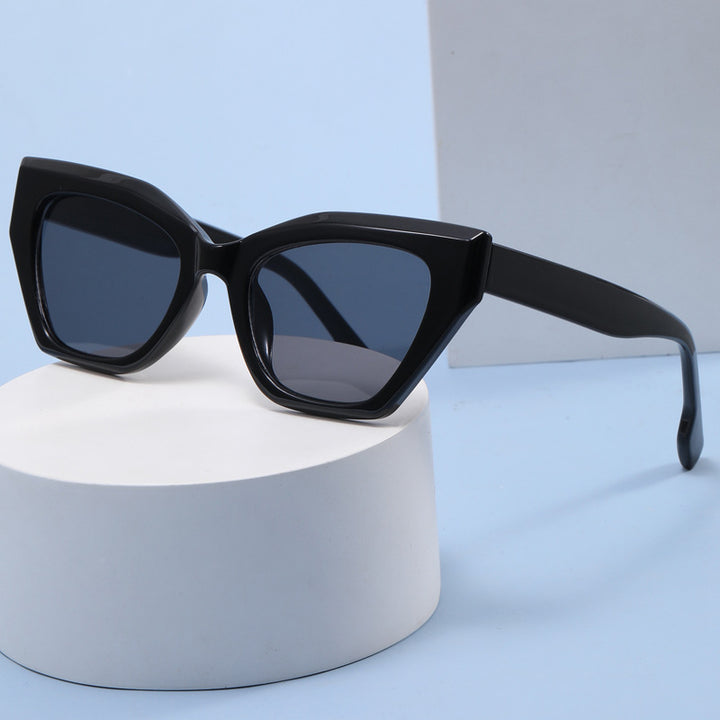 Women’s asymmetrical oversized sunglasses with trendy frame Stornfield