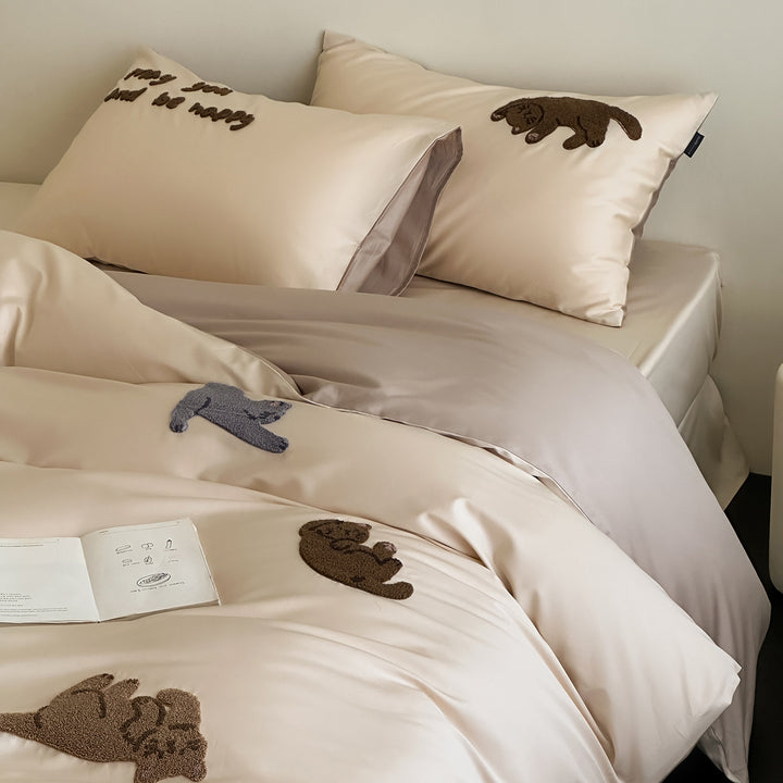 Tufted Appliqué Cotton Sateen Duvet Cover Set with Plush Animal Motifs