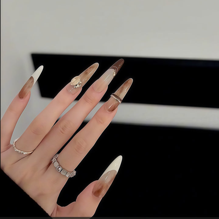Artificial nail set with elegant glamour design Stornfield