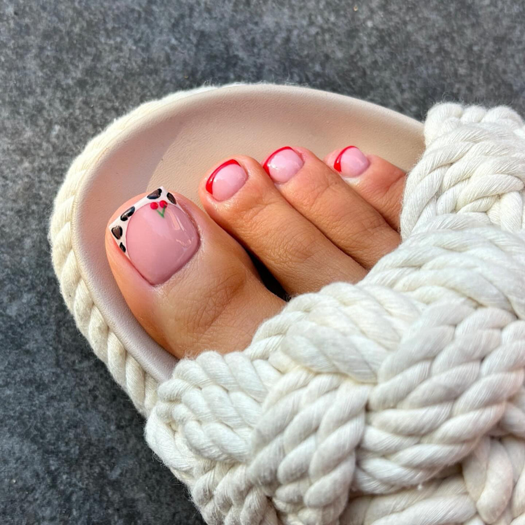 Chic Decorative Press-On Nail Set