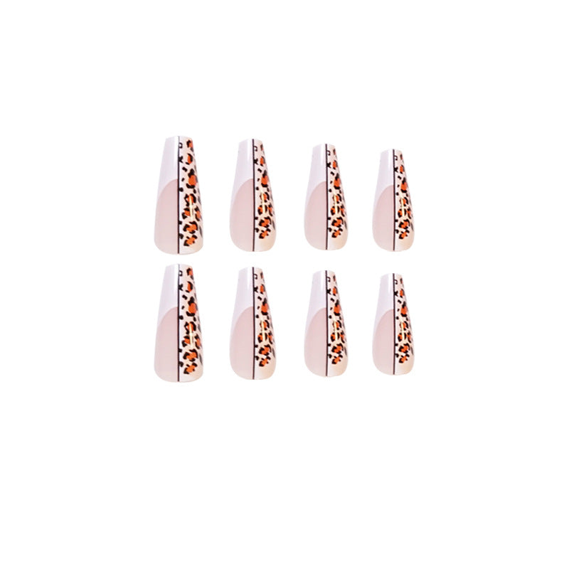 Artful nail extensions in modern leopard design Stornfield