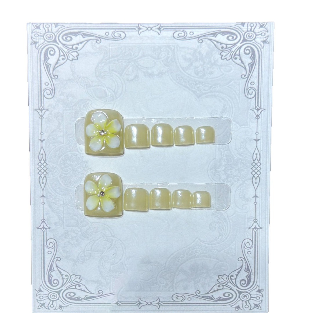 Floral-Inspired Press-On Nail Set Stornfield
