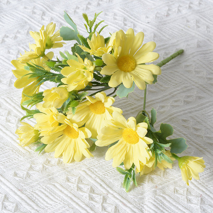 Decorative Faux Daisy Floral Stem