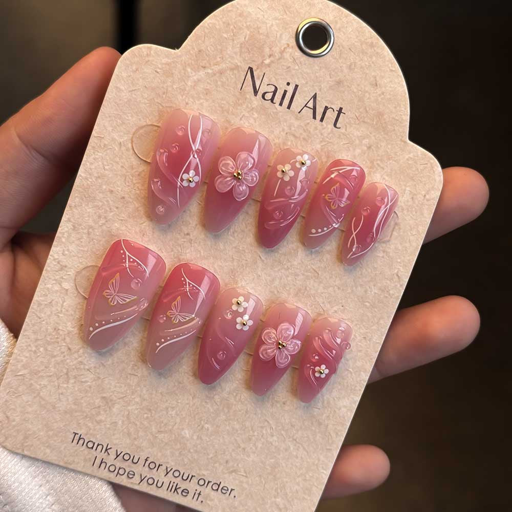 Floral-Embellished Press-On Nail Kit Stornfield