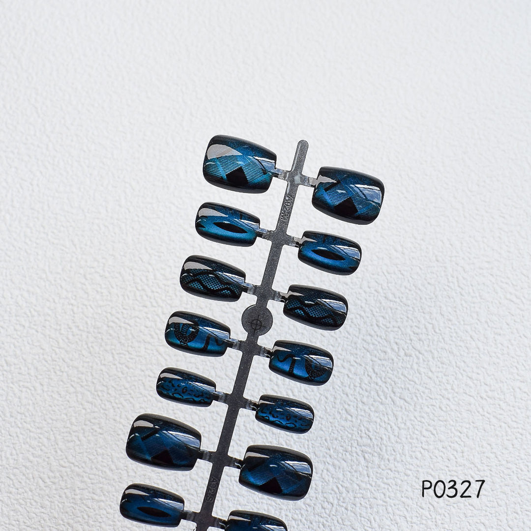 Artistic Press-On Nail Tips Stornfield