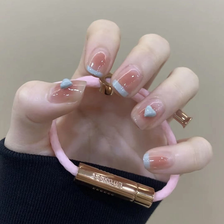 Elegant and Shiny Nail Art Stornfield