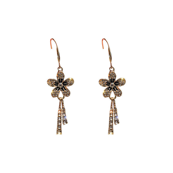 Floral Statet Earrings Stornfield
