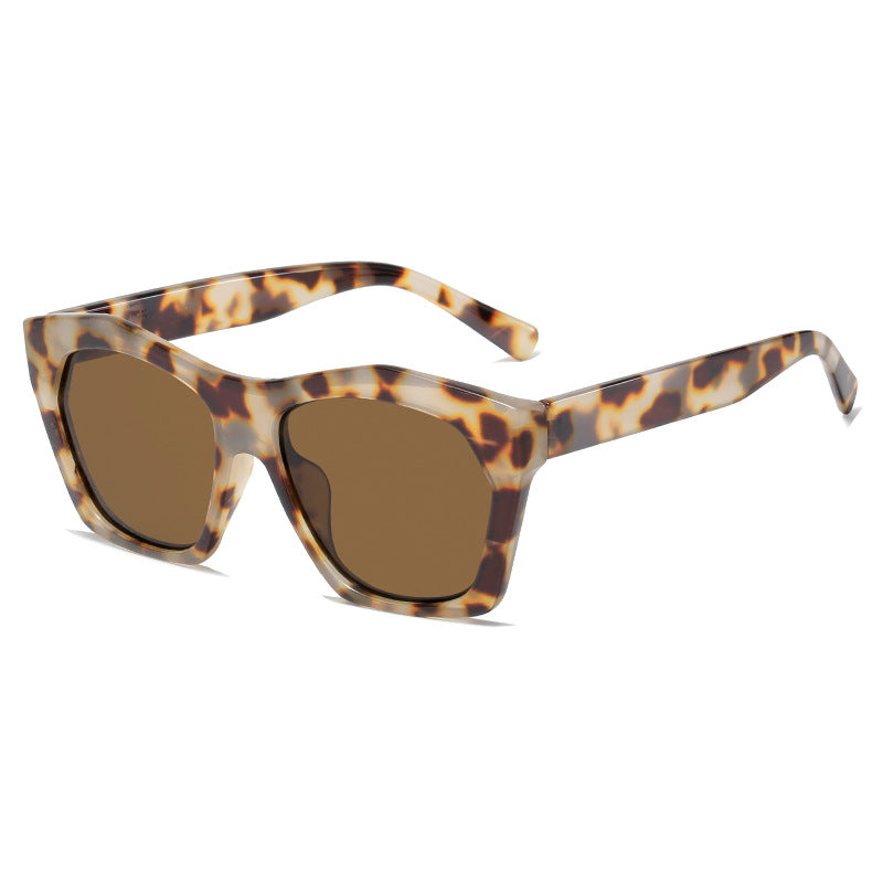 Women's fashionable sunglasses in striking leopard pattern Stornfield