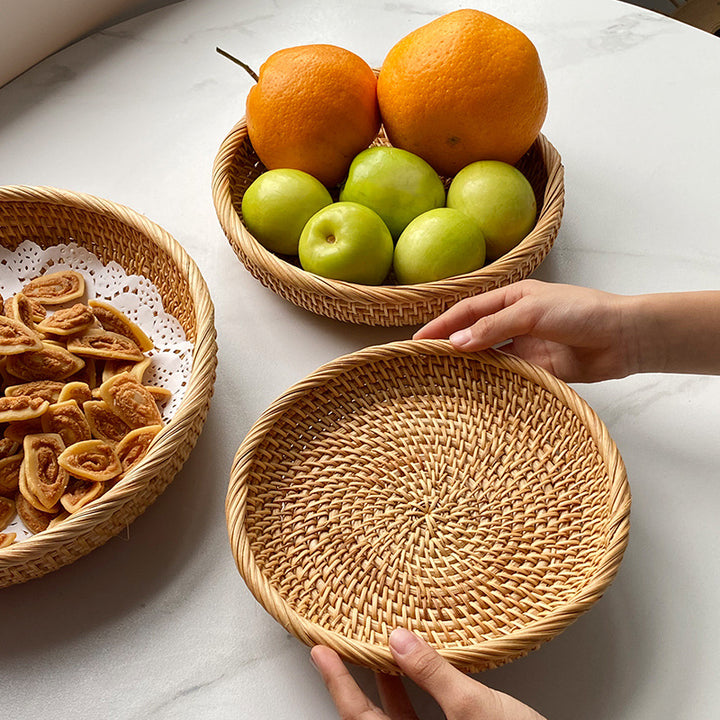 Ladies chic round basket made of natural willow material Stornfield