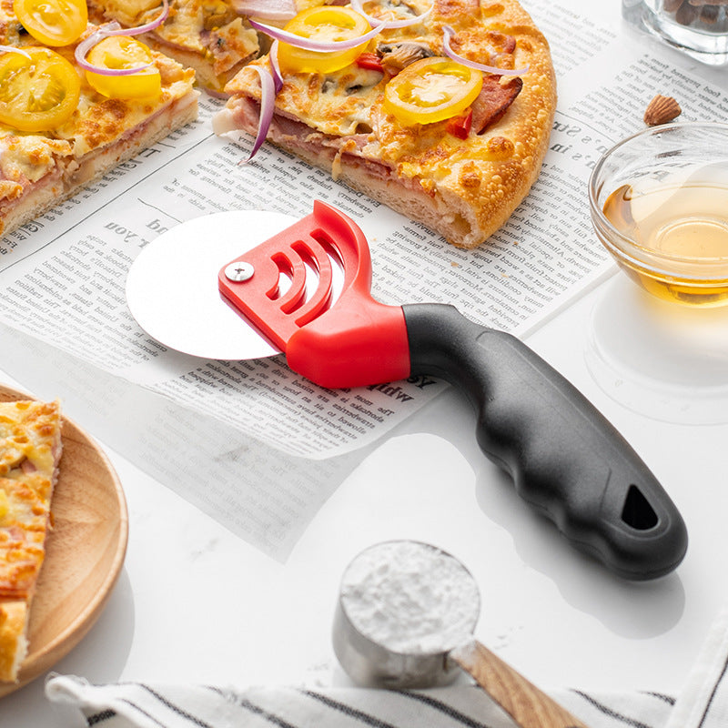 Ergonomic pizza cutter with non-slip handle Stornfield