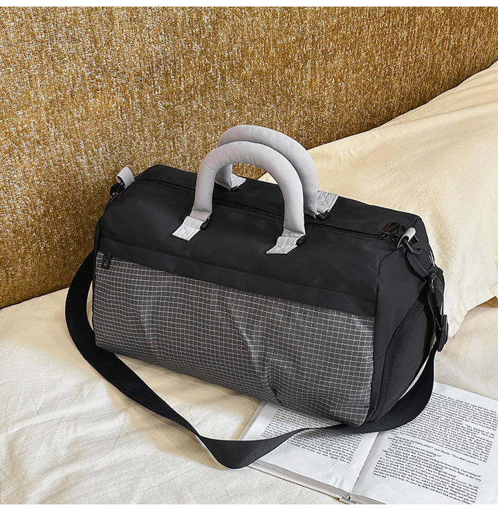 Durable sports and travel bag Stornfield