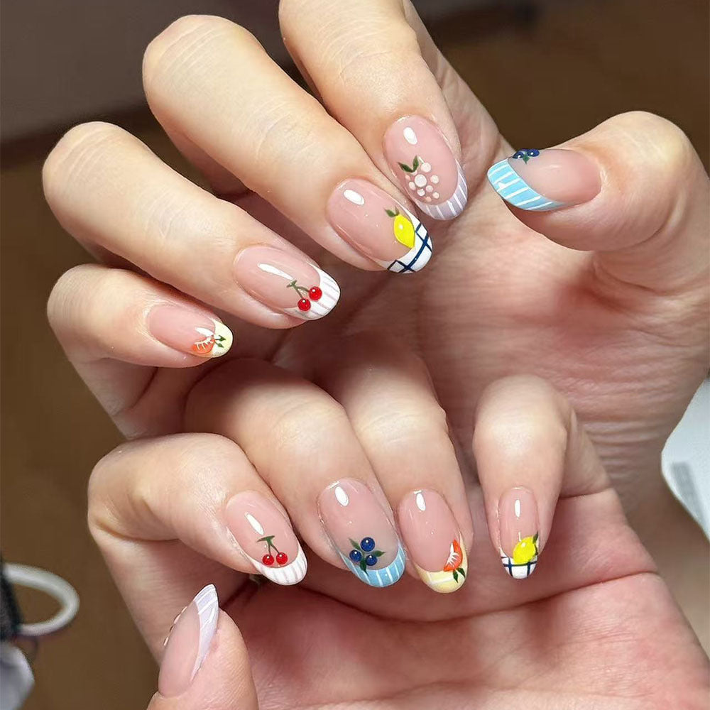 Artificial nails with cheerful flower designs Stornfield